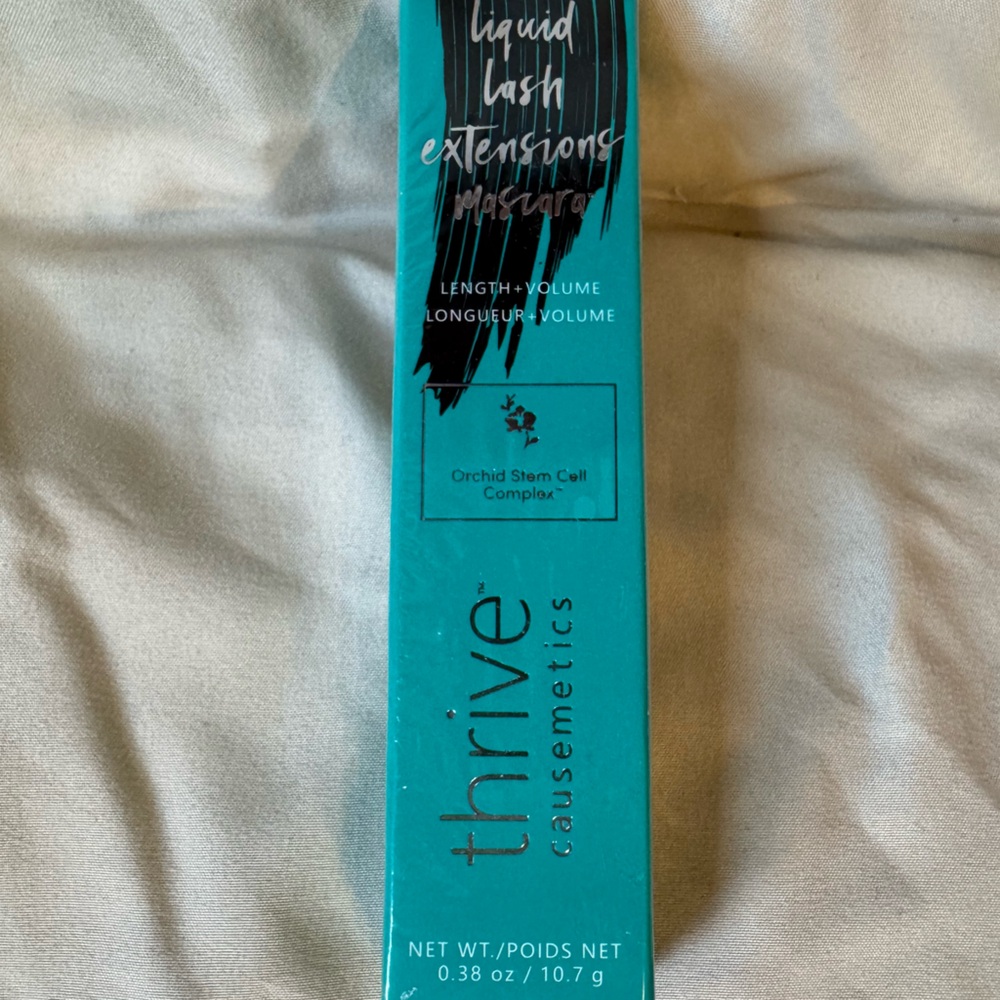 Thrive Causemetics Mascara, Brynn/Black